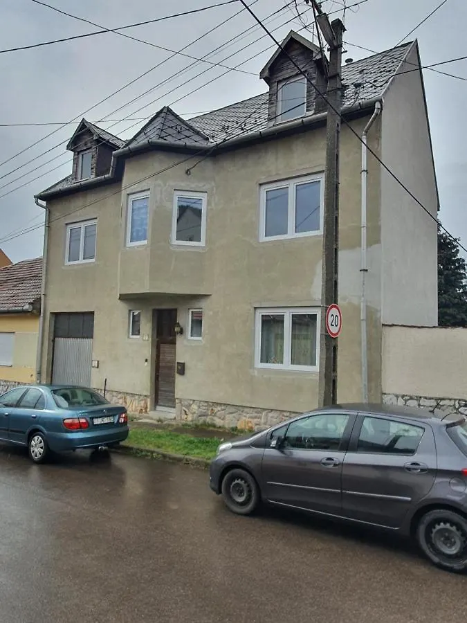 Apartment Silence Apartman Eger